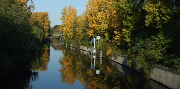 Altweibersommer inmitten der großen Stadt.